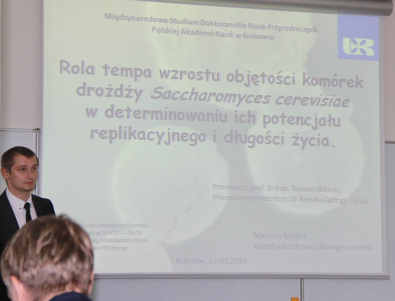 Mateusz Mo�o�